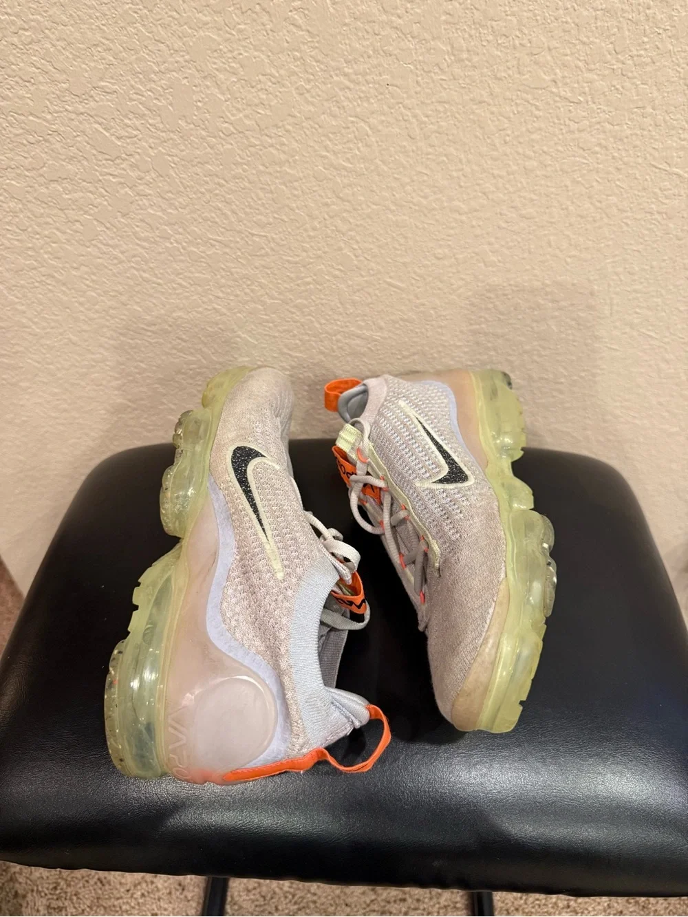 Women’s Nike Vapormax Flyknit (size 8)